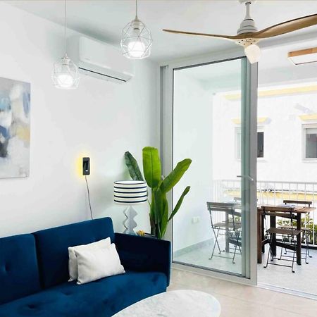 Apartamentos Alazul Jrj โกนิล เด ลาฟรอนเตรา ภายนอก รูปภาพ