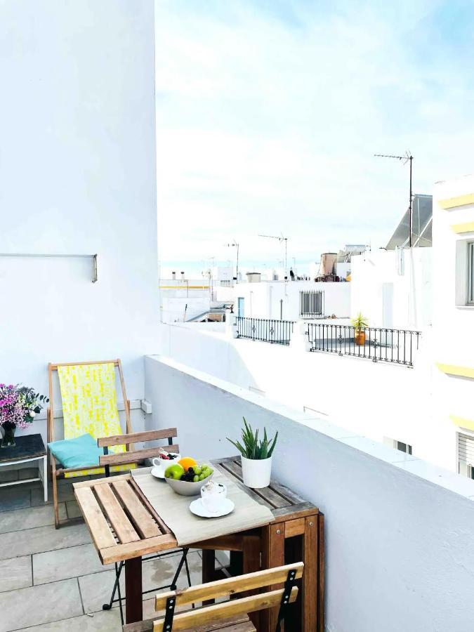 Apartamentos Alazul Jrj โกนิล เด ลาฟรอนเตรา ภายนอก รูปภาพ