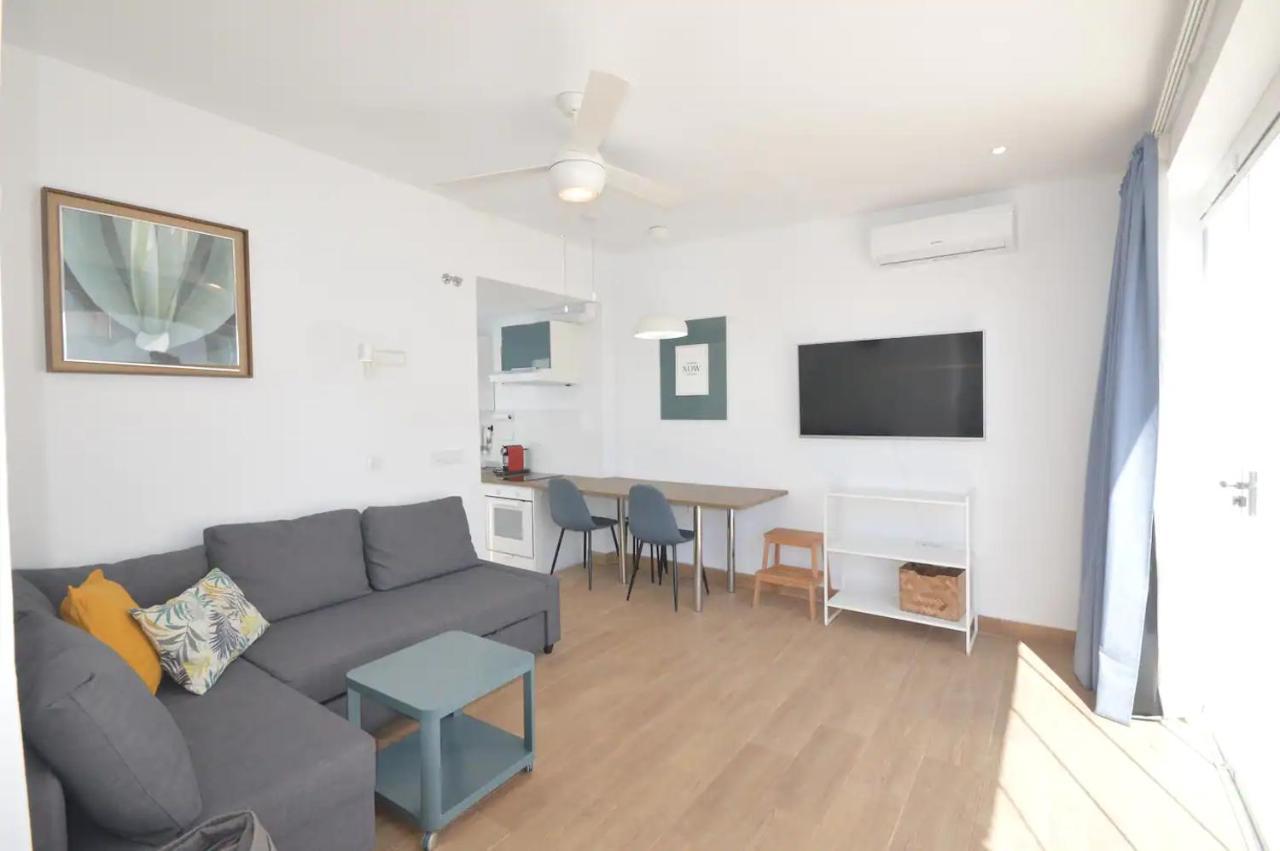 Apartamentos Alazul Jrj โกนิล เด ลาฟรอนเตรา ภายนอก รูปภาพ