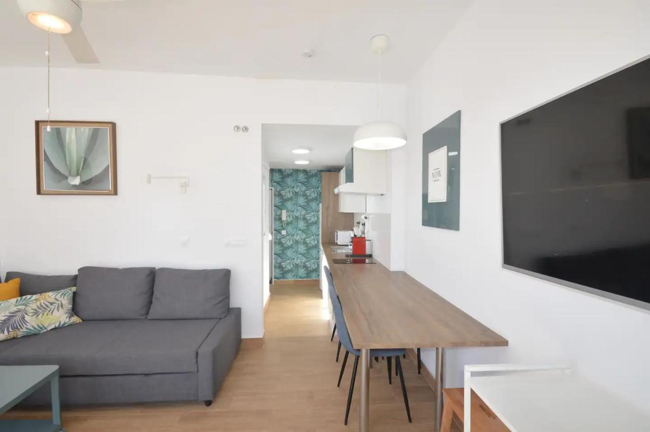 Apartamentos Alazul Jrj โกนิล เด ลาฟรอนเตรา ภายนอก รูปภาพ