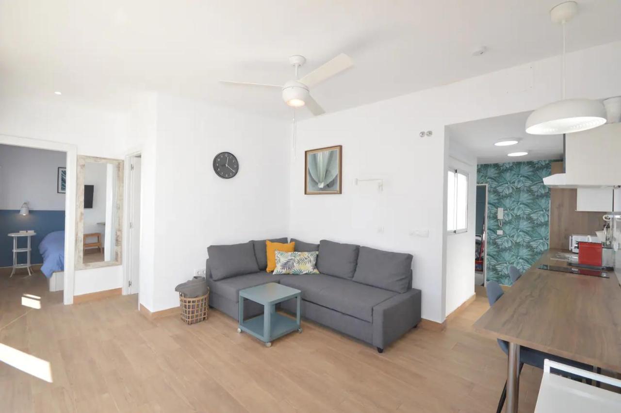Apartamentos Alazul Jrj โกนิล เด ลาฟรอนเตรา ภายนอก รูปภาพ