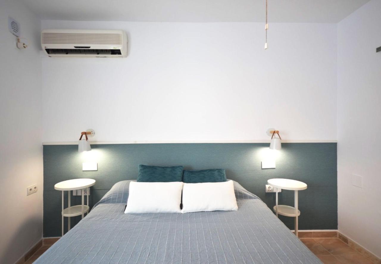Apartamentos Alazul Jrj โกนิล เด ลาฟรอนเตรา ภายนอก รูปภาพ