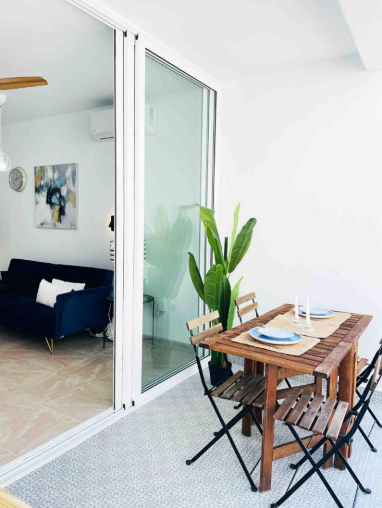 Apartamentos Alazul Jrj โกนิล เด ลาฟรอนเตรา ภายนอก รูปภาพ